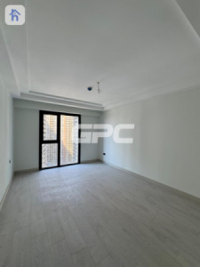 Modern 2-Bedroom Apartment image 3