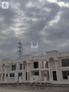 منزل حديث بأربع غرف نوم image 2