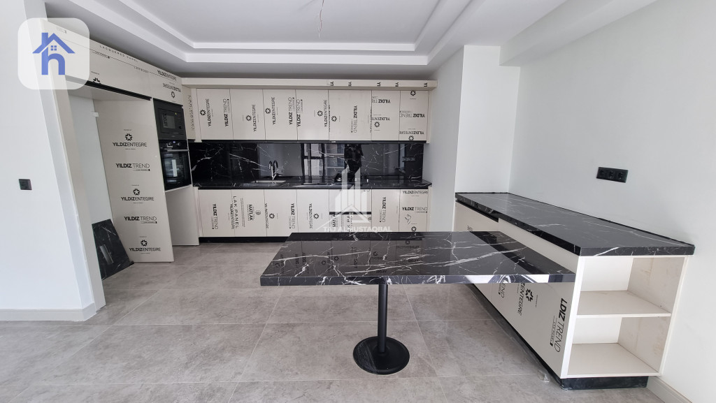 شقة واسعة مع مناظر خلابة