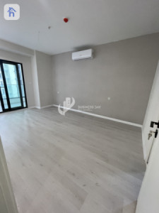 Elegant Apartment with 2 Bedrooms image 5