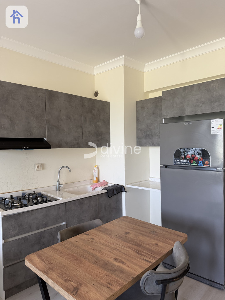 Cozy Furnished Apartment in Lalav Sun Towers Image 2