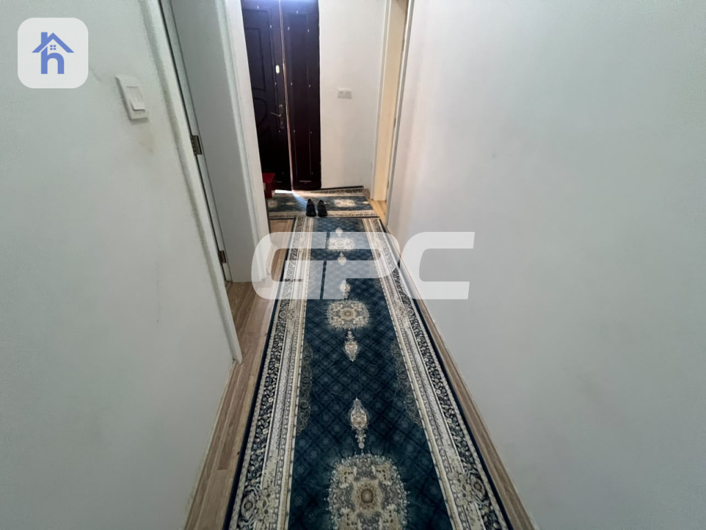 خانوویەکی فراوانی ڕاخراو بۆ کرێ وێنە 15