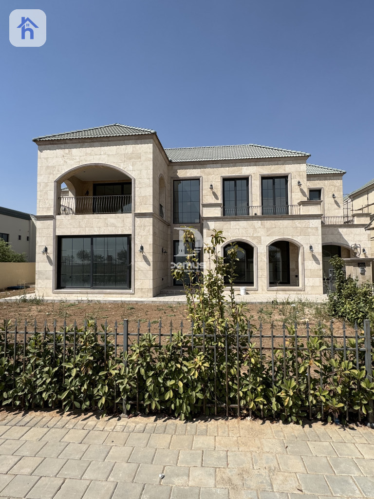 Spacious House with 5 bedrooms