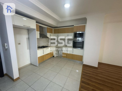 Modern Apartment in Roya Tower image 2