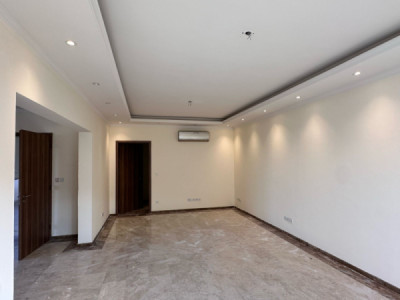 Corner House Image 13