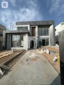 Modern Property with Ample Space image 1