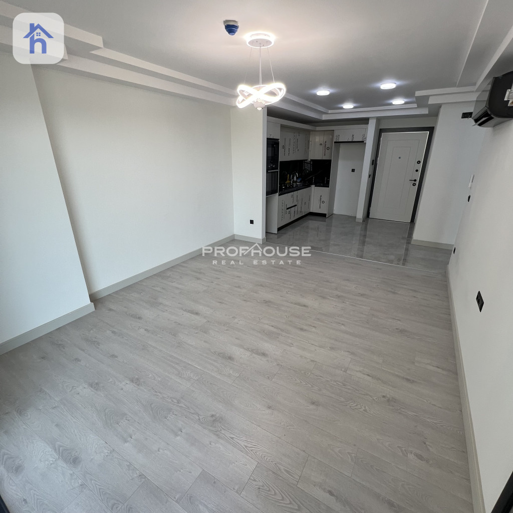 Spacious Apartment with Stunning Views Resim 2