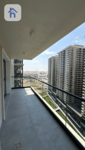 Modern 2 Bedroom Apartment image 3