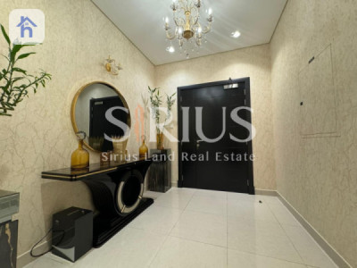 Luxurious Town House with Modern Amenities Image 18
