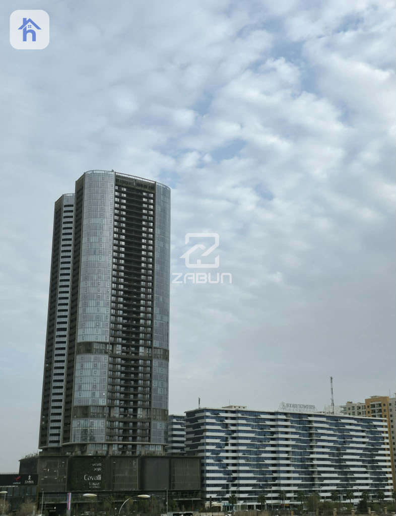 Spacious Apartment with High Floor Resim 8