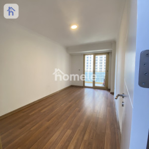Modern Apartment with City Views Image 6