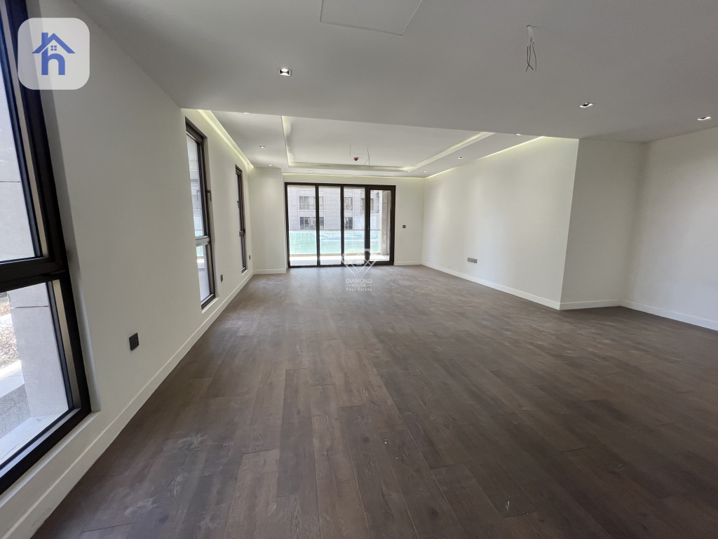 Modern Apartment in Prime Location