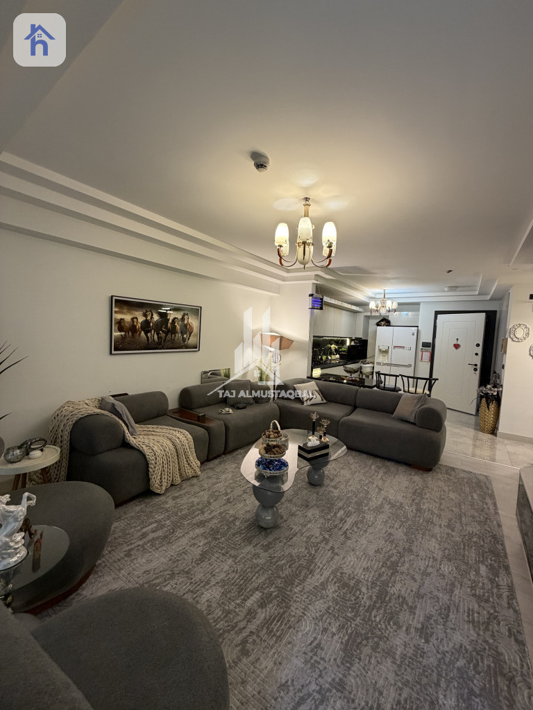 شوقەیەکی مۆدێرن بە یەک ژووری نوستن