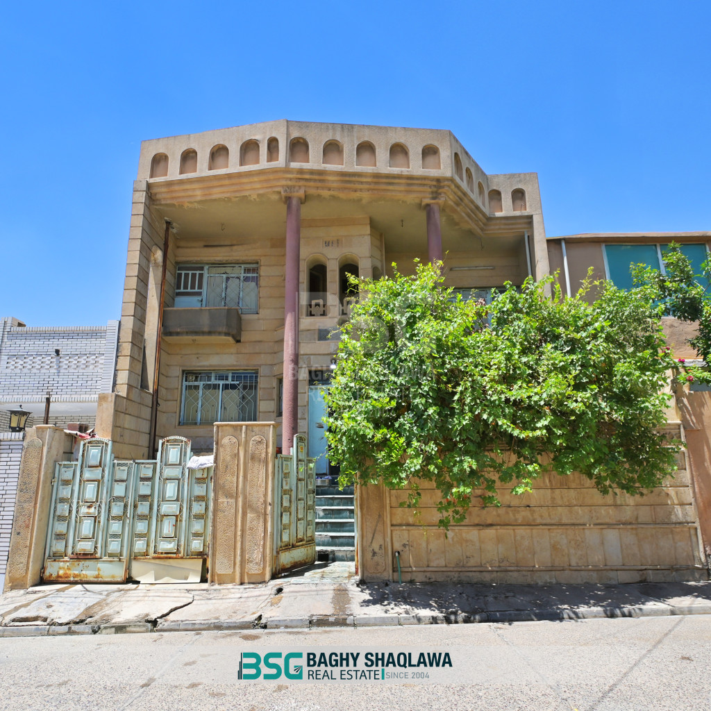 House for sale in Khanaqa