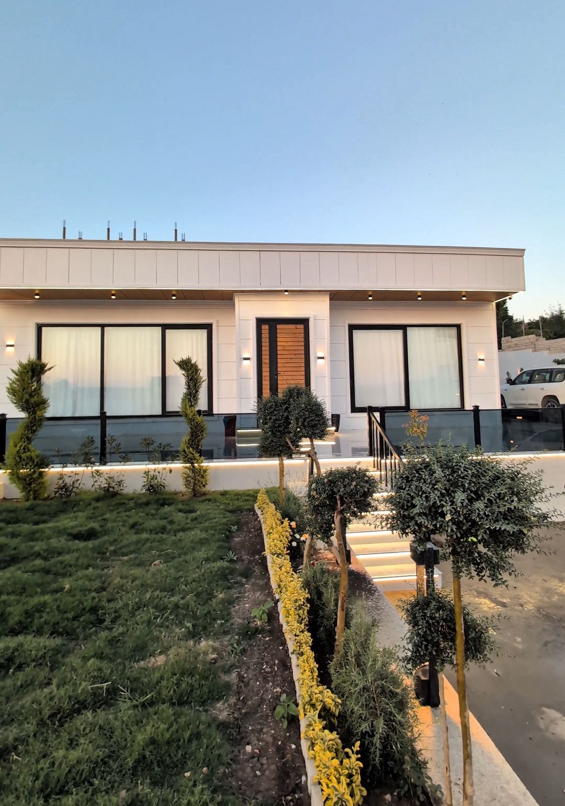 باخی ڕاخراو بۆ فرۆشتن