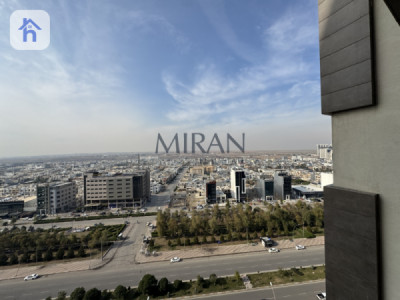 Modern Apartment with Spacious Living Area Image 13