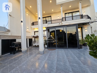 Modern House image 4