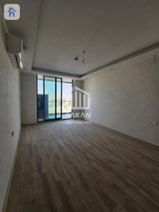 Spacious 3 Bed Apartment with Stunning Views Image 5