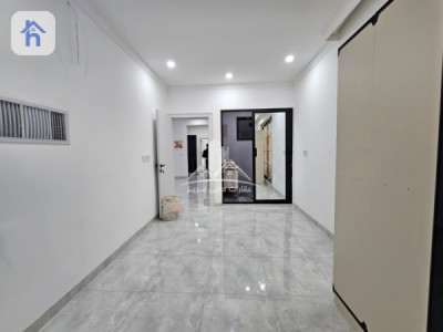 منزل عائلي عصري بـ 4 غرف نوم للبيع image 12