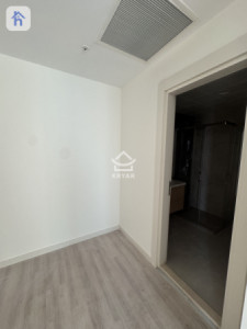 Large 4-Bedroom Apartment For Rent Image 6