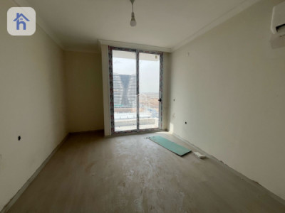 Corner Apartment Image 3