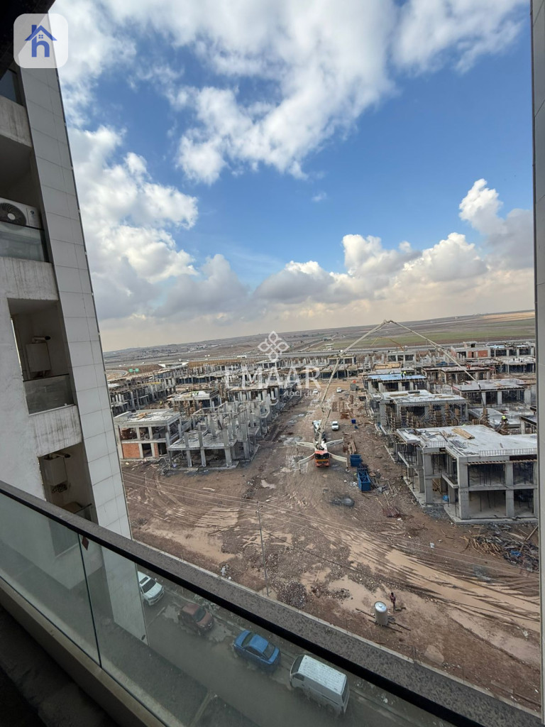 ستۆدیۆی مۆدێرن لە وایت تاوەر