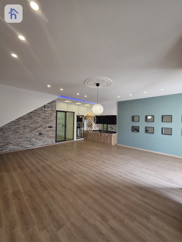 Spacious house with 4 bedrooms Resim 2