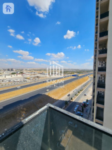 Modern Apartment image 10