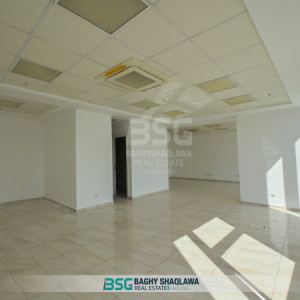 Office space available for rent in the Empire Business Tower Image 9