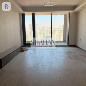 Chic Apartment with City Views Image 4