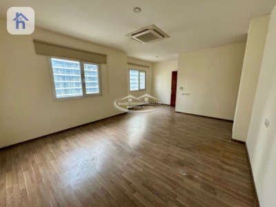 Luxurious apartment in prime location Image 7