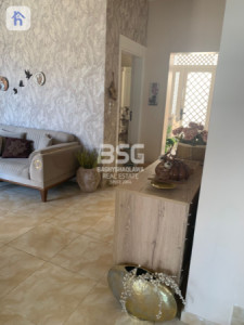 One Floor House Image 3