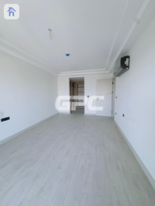 Spacious 3 Bedroom Apartment in Rami Towers image 2