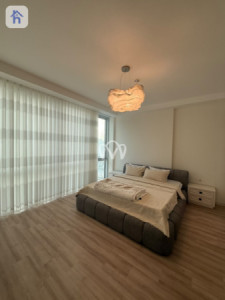 Corner Apartment image 8
