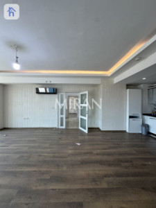 Spacious Apartment with Stunning Views image 3