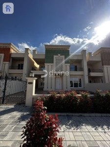 Modern House image 1