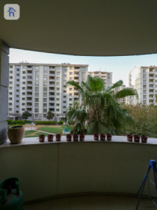 3-Bedroom Apartment in Empire Royal Image 6