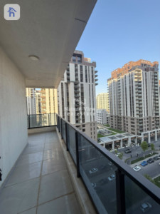 Modern Apartment image 10