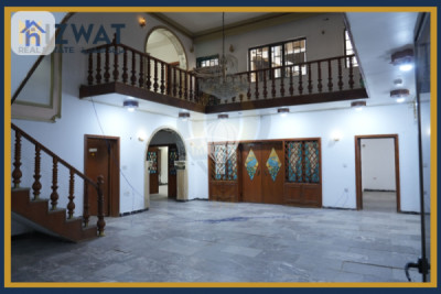 Exclusive Commercial Rental in Prime Location Resim 6