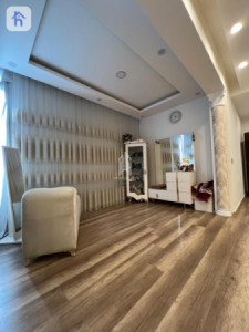 House (450m²) Image 11