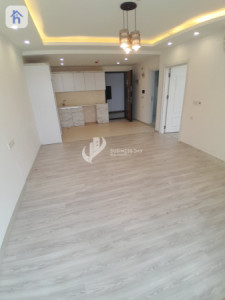 Chic Apartment with Spacious Room Image 3