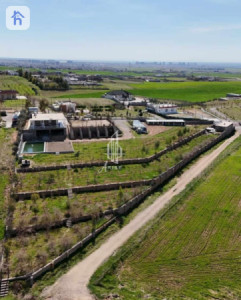 Spacious Farmhouse in Erbil image 1