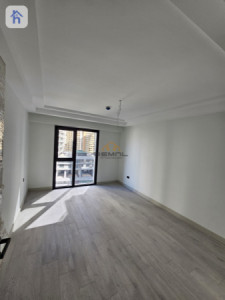 Modern 2-Bedroom Apartment in Rami Towers Resim 8