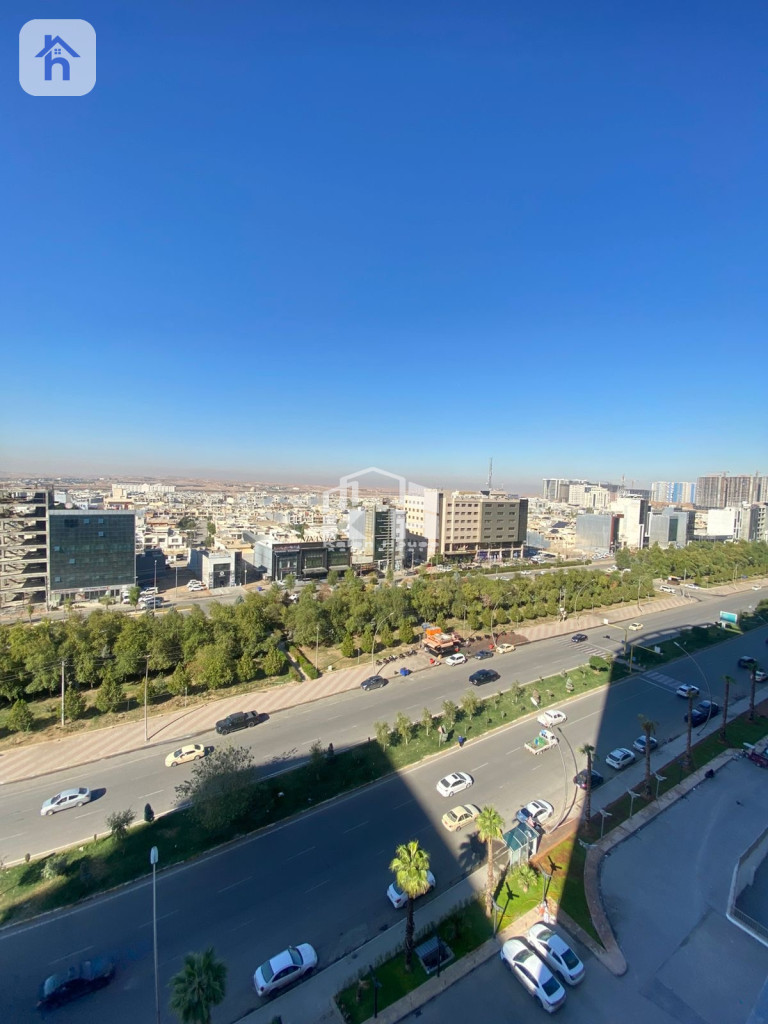 Studio Apartment Image 8