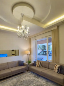 منزل عصري بـ 4 غرف نوم للبيع image 7
