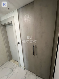 Contemporary Apartment with High-End Features Image 4