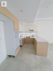 Modern Apartment image 3