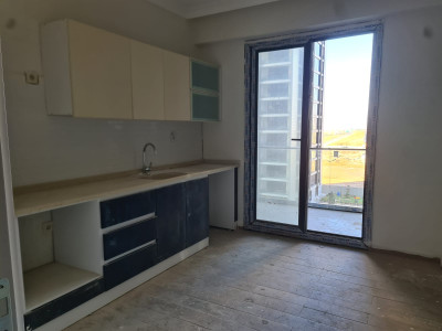 Modern 3-Bedroom Apartment for Sale Image 4