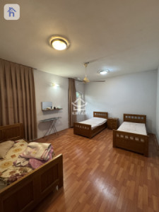 Spacious 5-Bedroom House in Italian Village 1 image 9