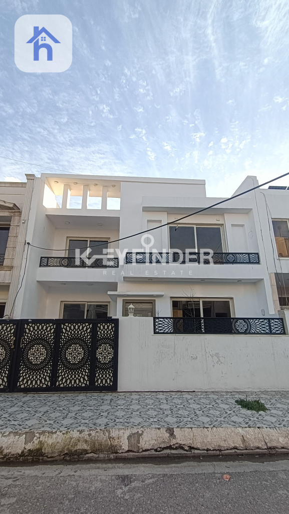 خانوویەکی فراوانی چوار ژووری نوستن